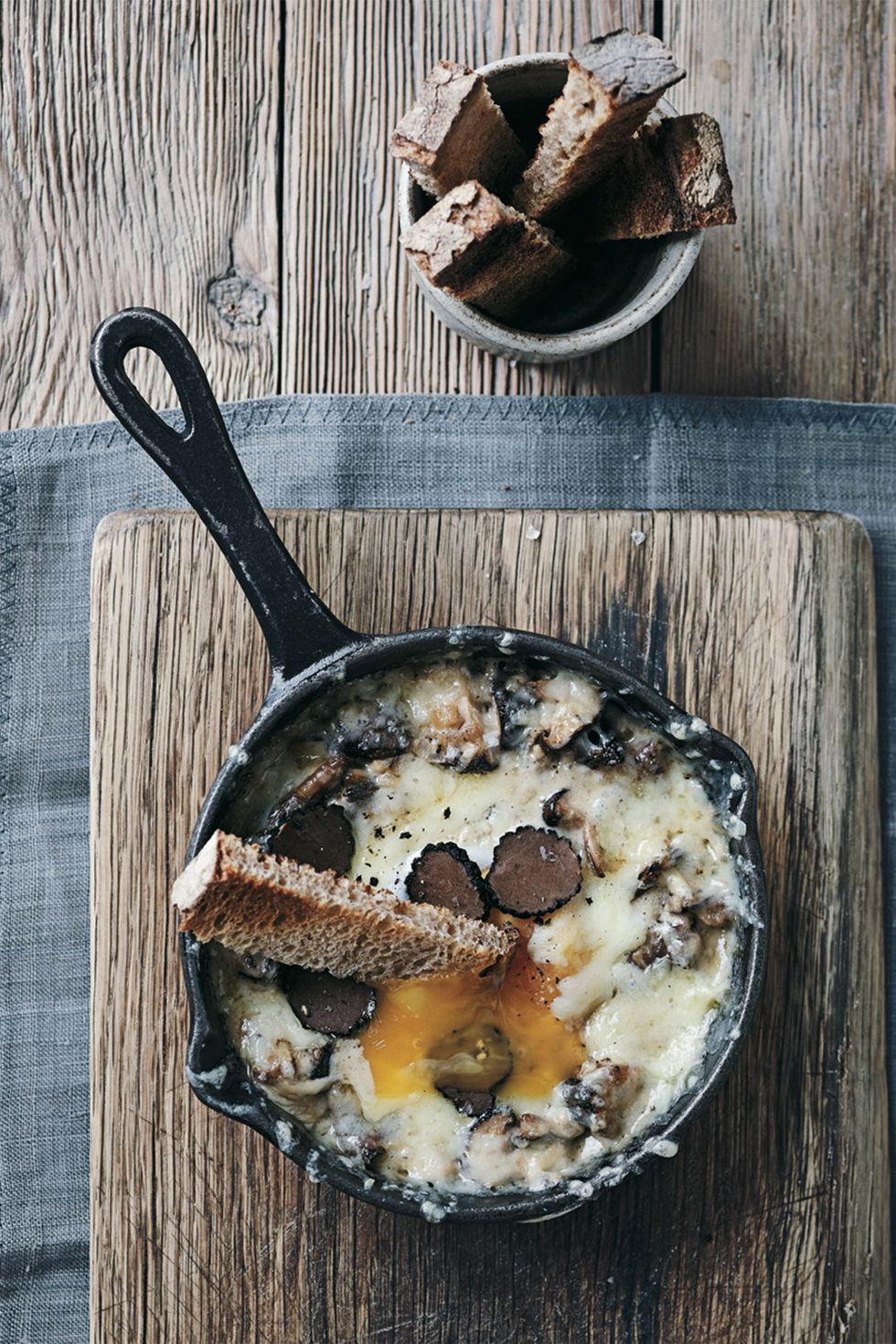 Duck and Waffle eggs recipes