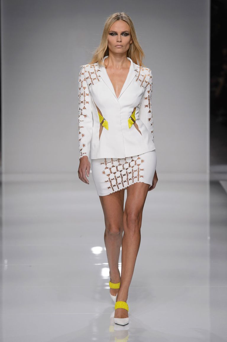 Versace couture show catwalk pictures spring/summer 2016