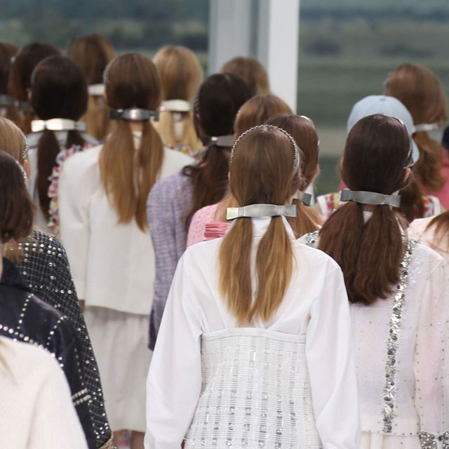 How to wear pigtails | Chanel SS 16