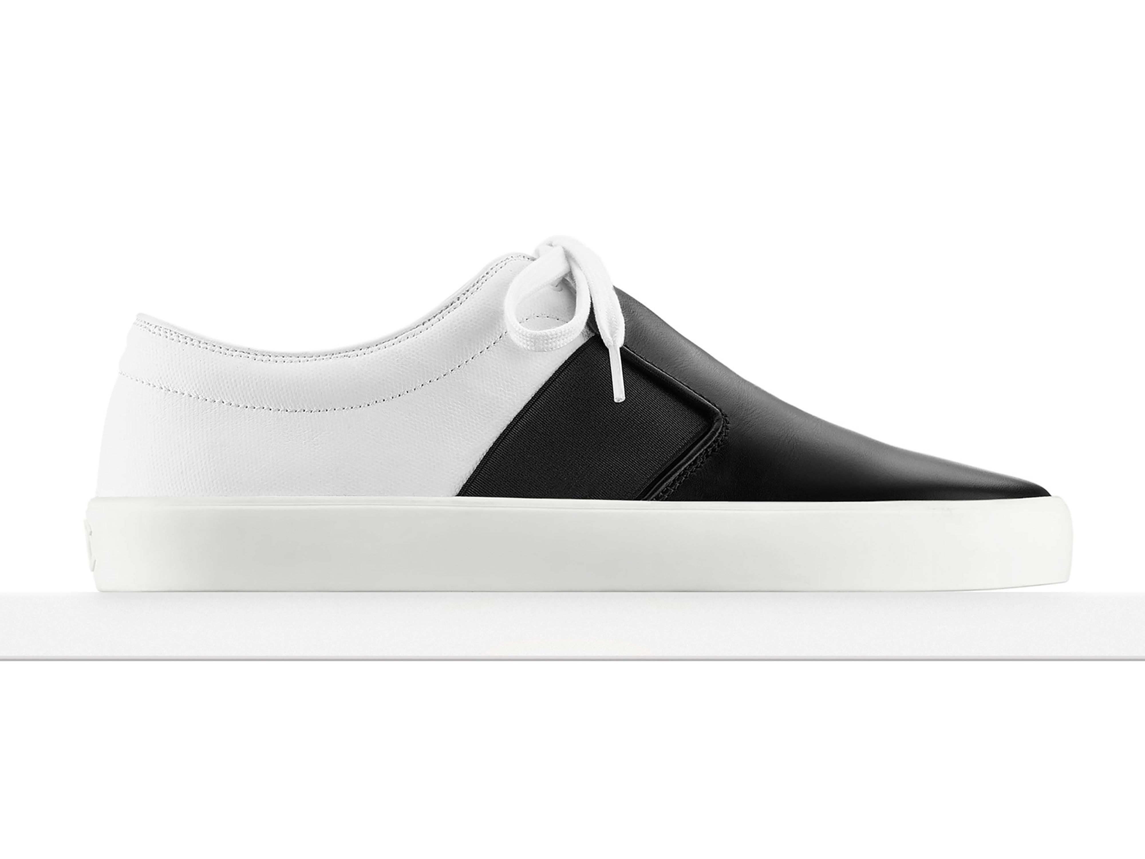 fashionable black trainers