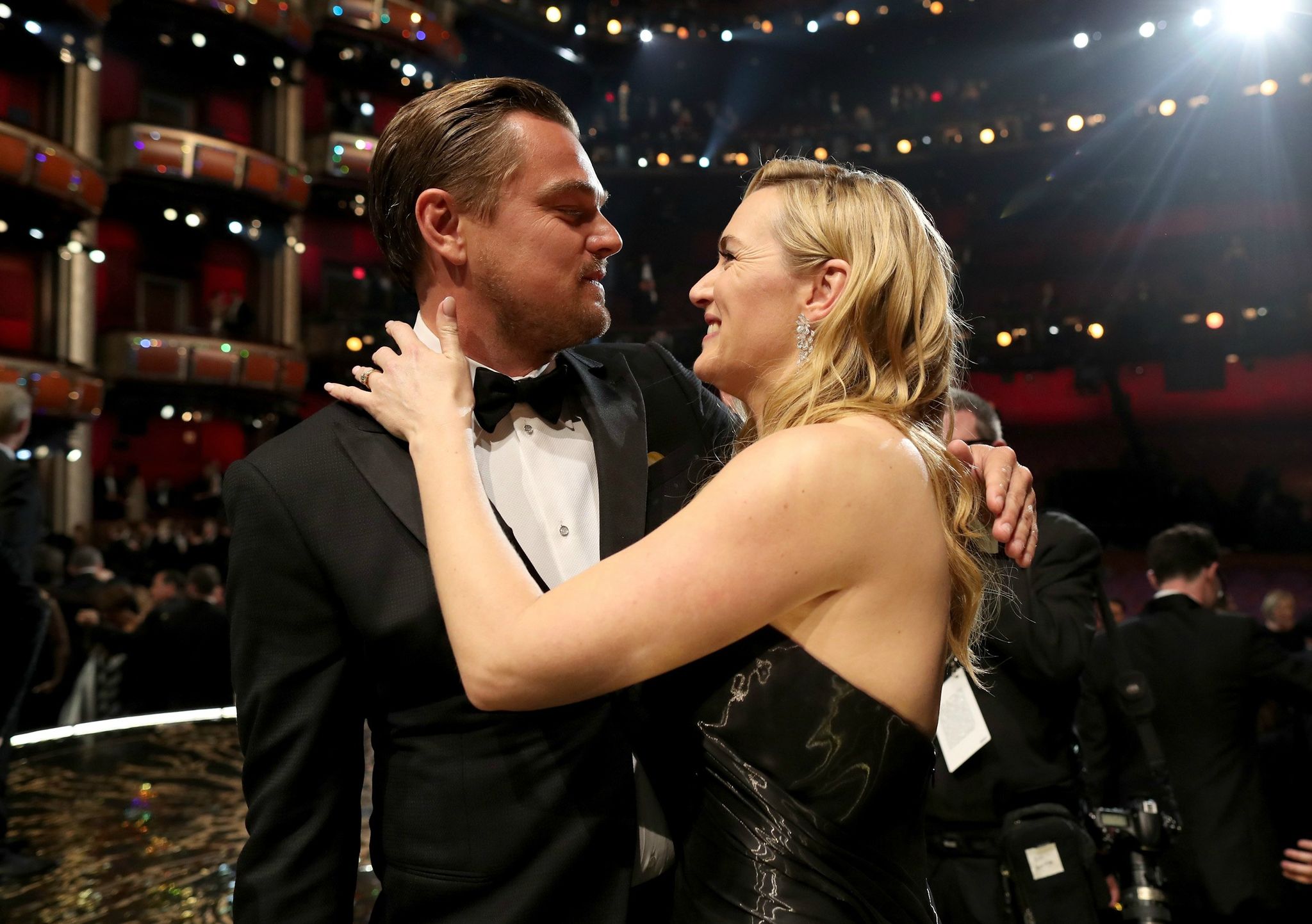 Kate Winslet reacts to Leonardo DiCaprio's Oscar win