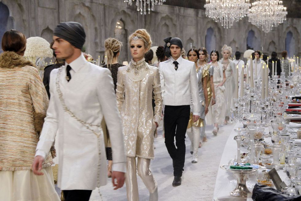 Craftsmanship Is At The Heart Of Chanel Haute Couture AW22 - MOJEH
