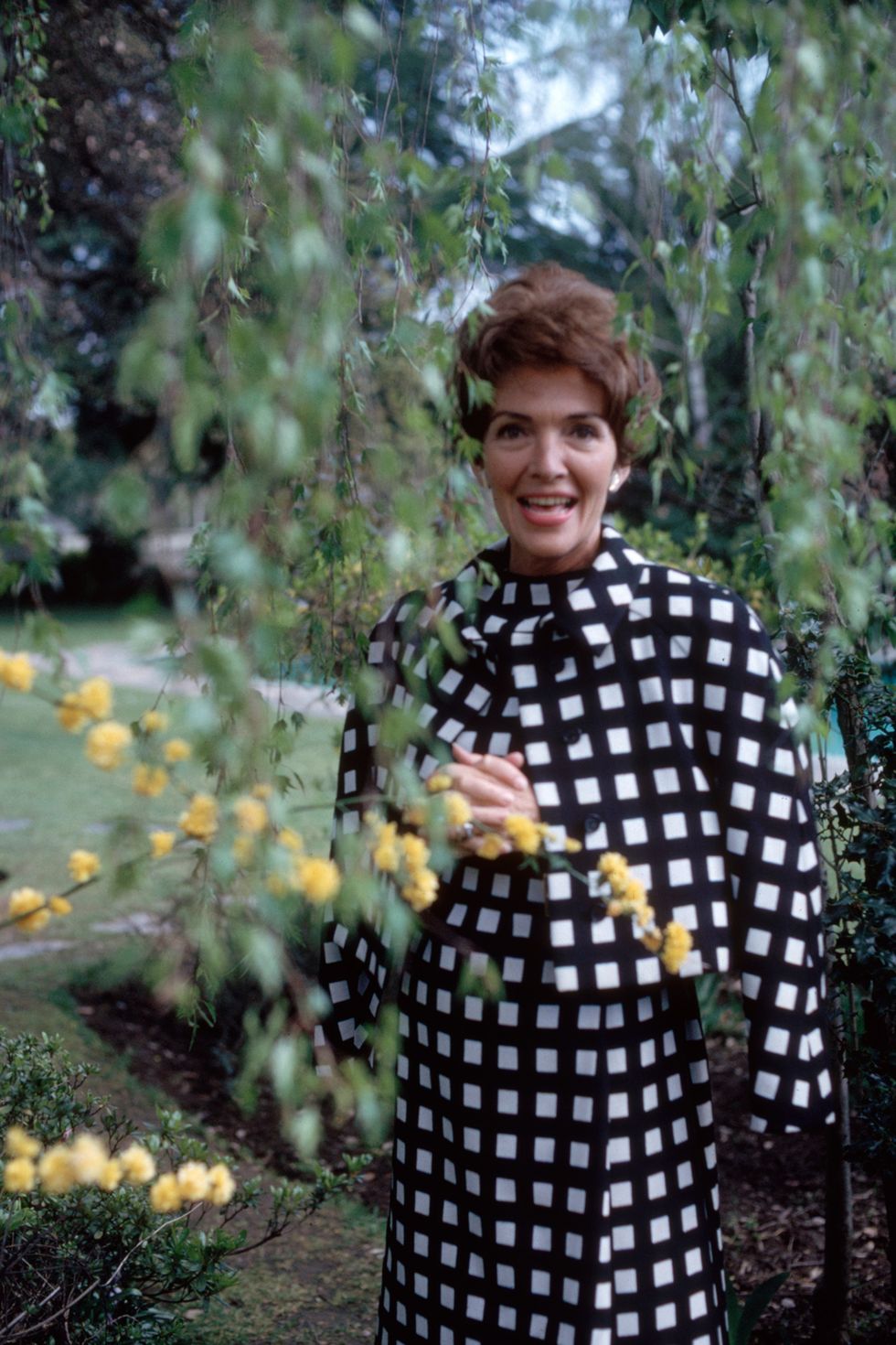Nancy Reagan wearing a dress by James Galanos in 1967