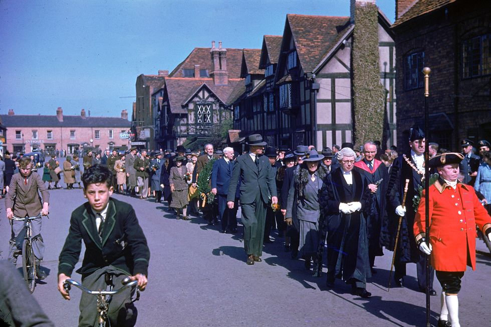 Stratford upon avon shakespeare parade 1944