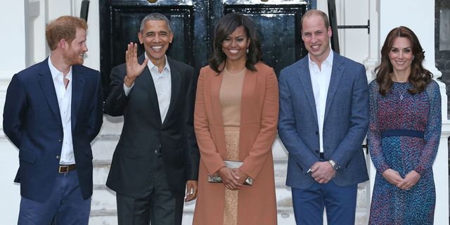 The Obamas visit Kensington Palace
