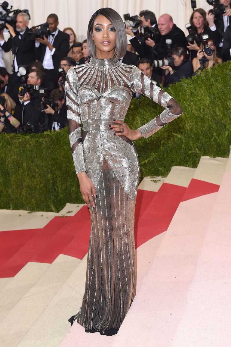 Met Gala 2016 red carpet arrivals and dresses