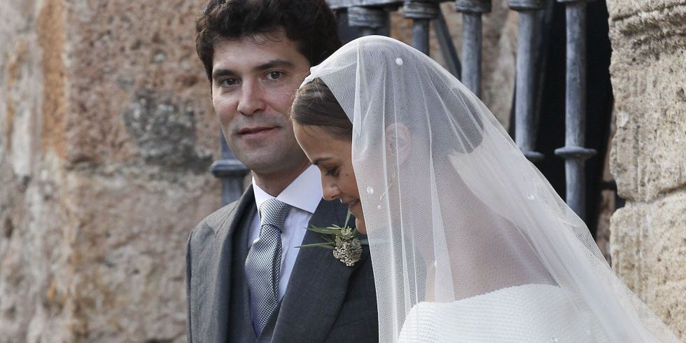 Lady Charlotte Wellesley marries Alejandro Santo Domingo