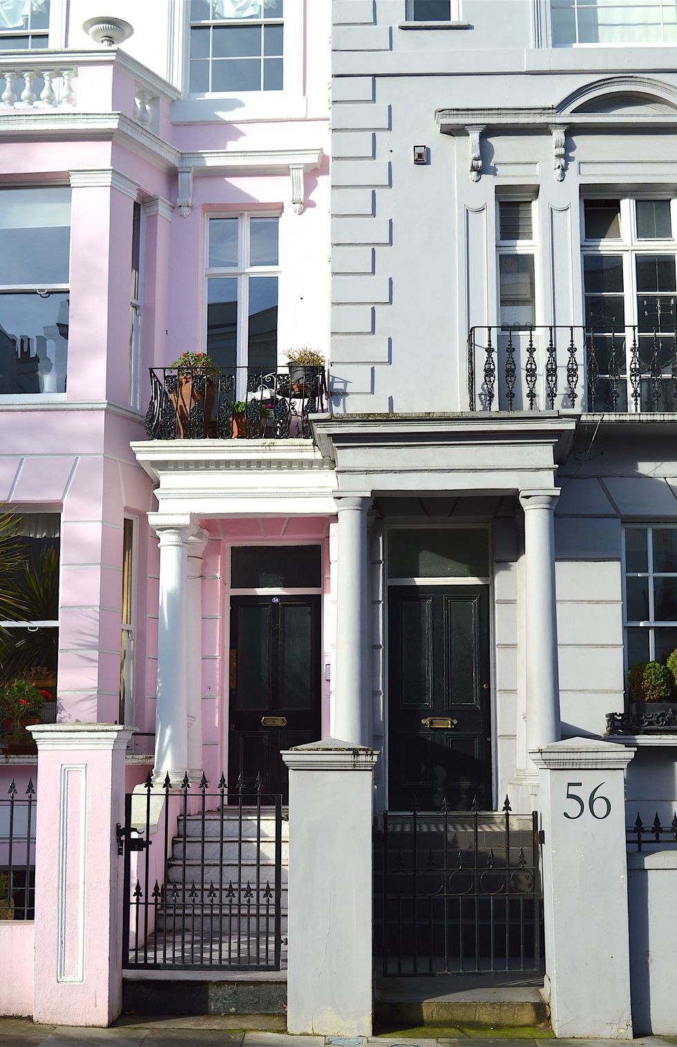 You can find the most beautiful and colorful houses in Notting Hill–if you're looking for a Hollywood tour of London, try and spot the blue door from its cameo in the famous film with Hugh Grant and Julia Roberts!  
