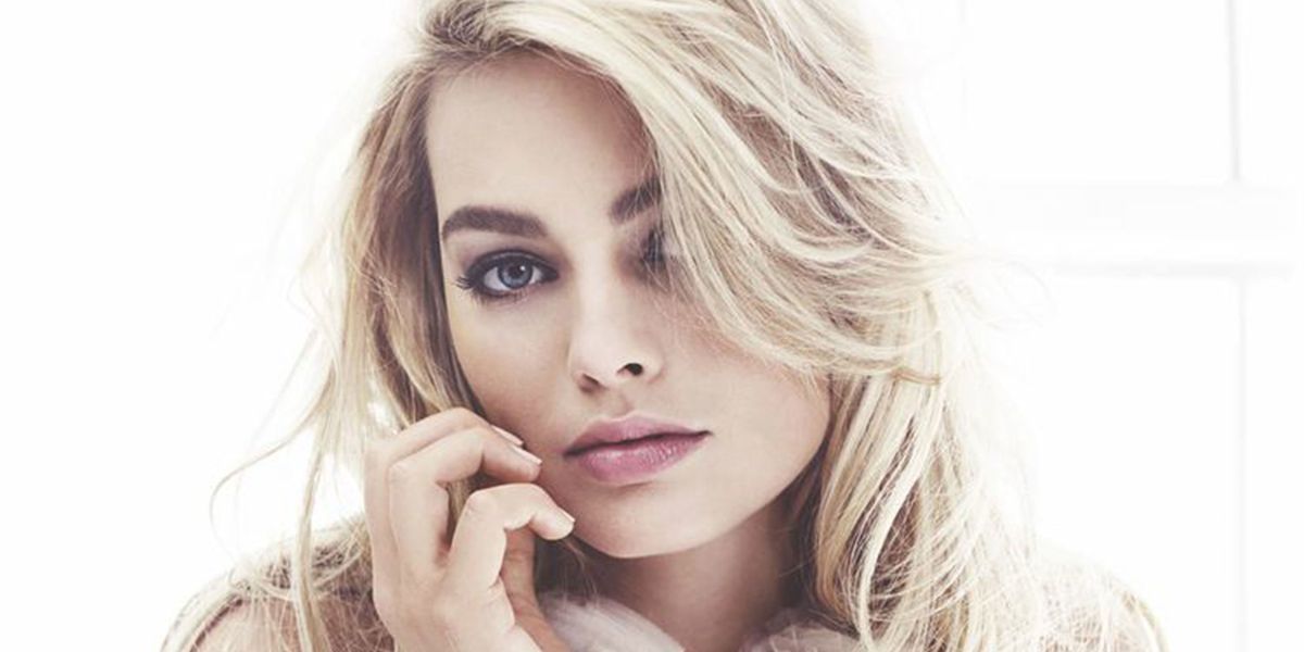 Did Margot Robbie get married over the weekend?