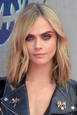 Cara Delevingne da pele segredos's skincare secrets