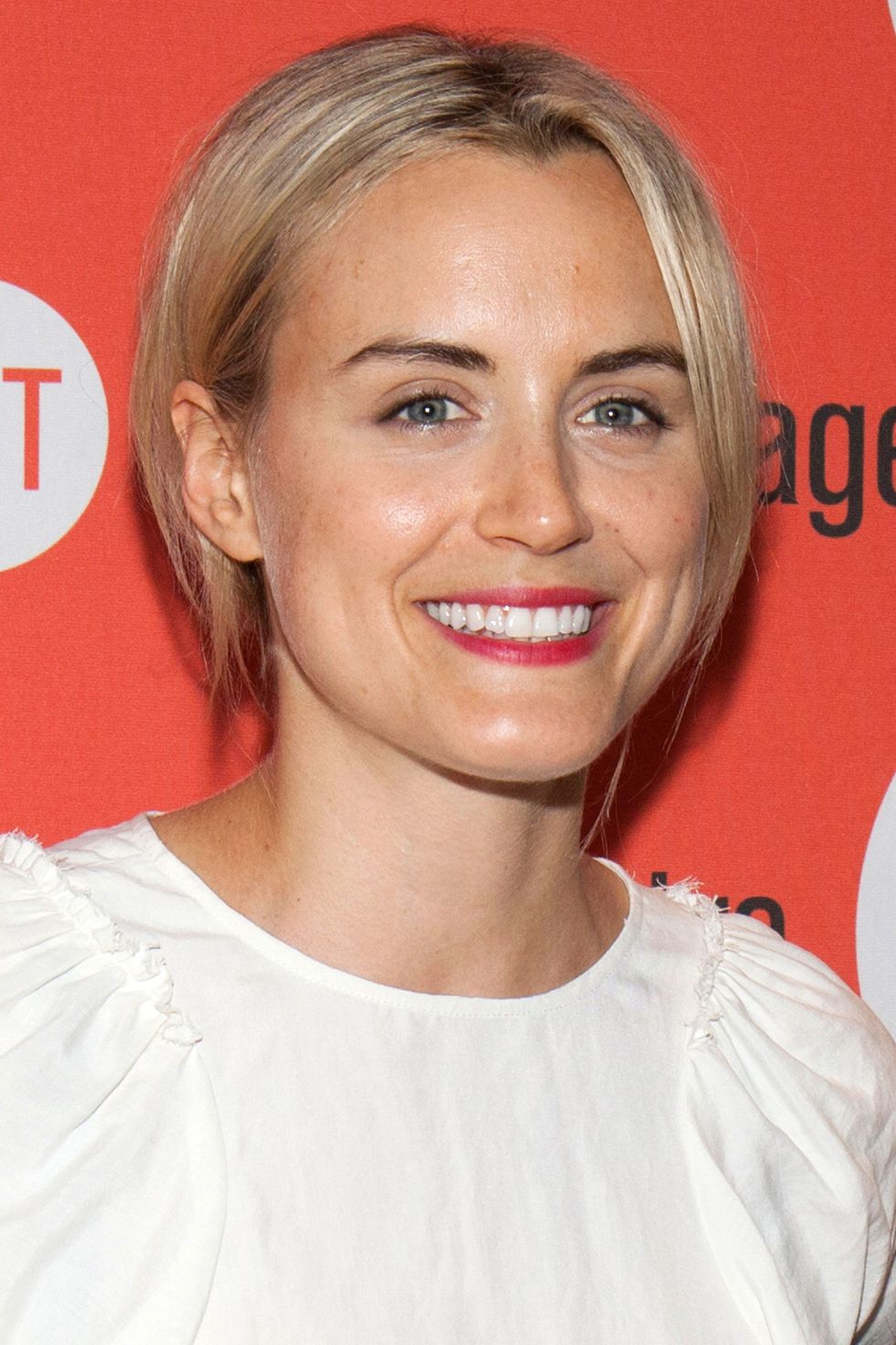 Taylor Schilling Beauty Muse