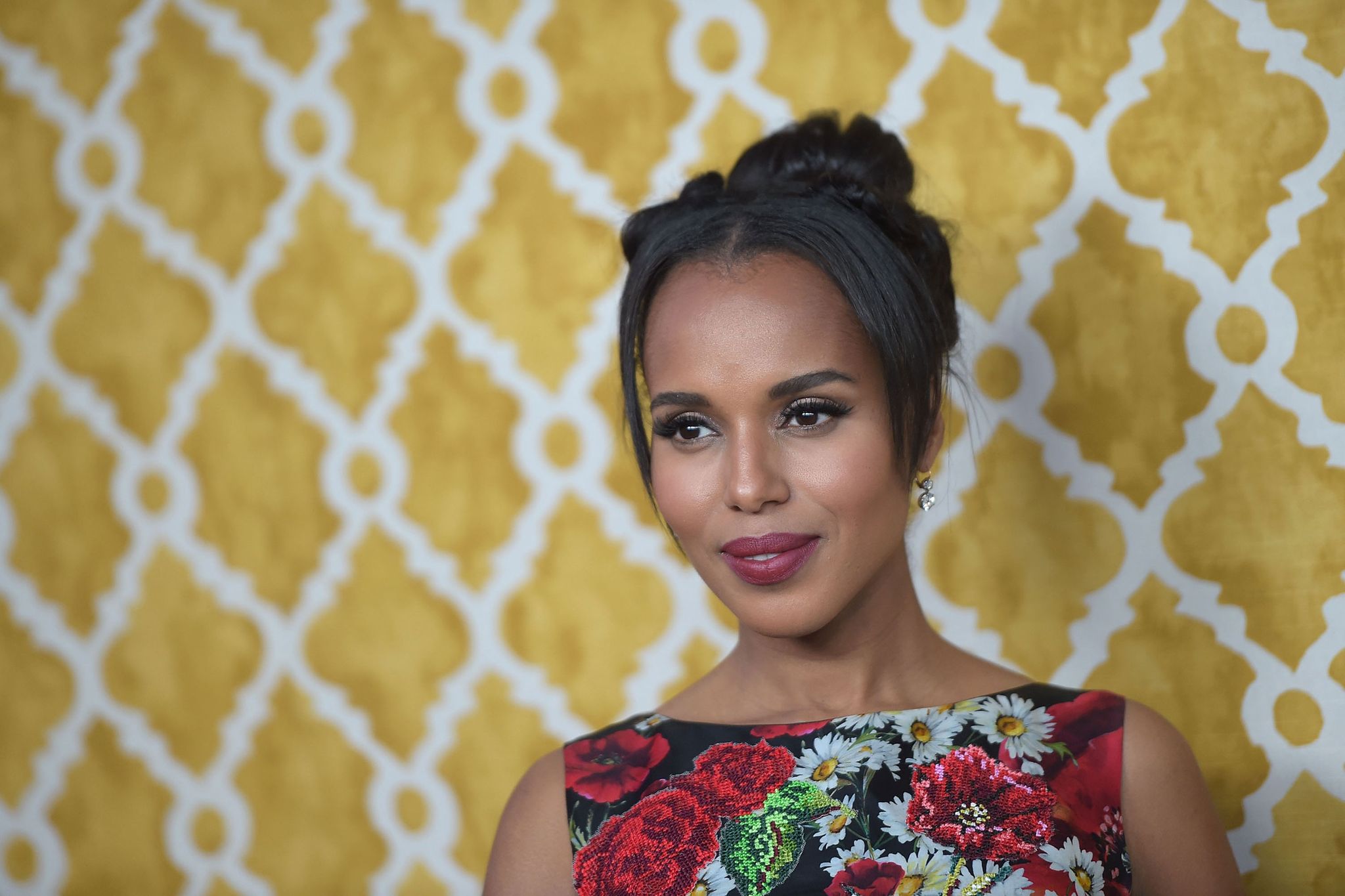 Kerry Washington designs bags for domestic violence victims