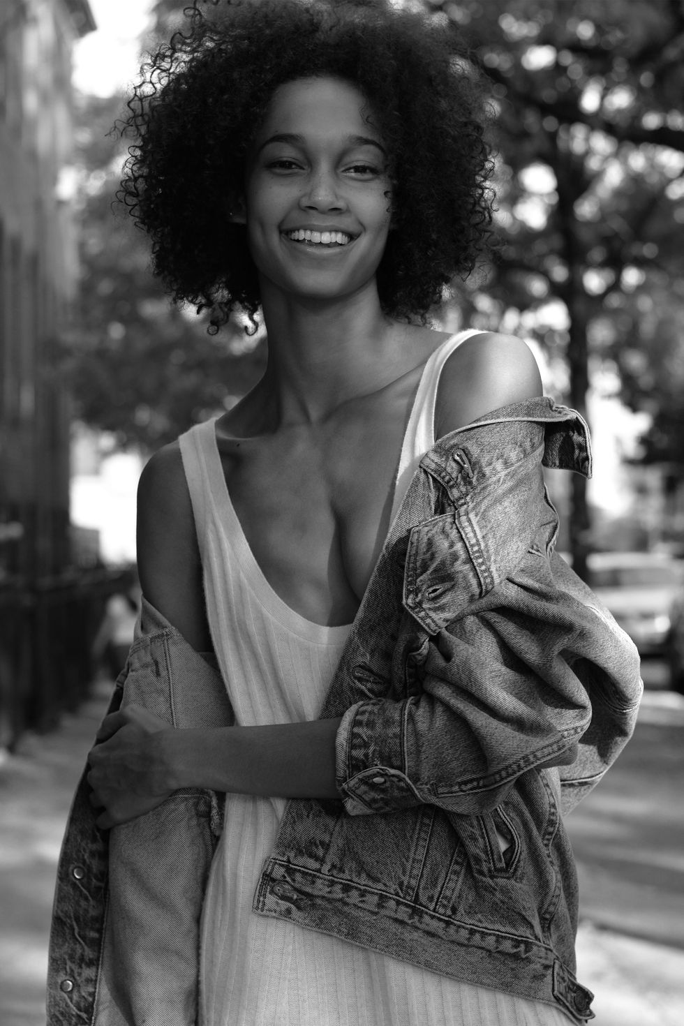 Clothing, Hairstyle, Jheri curl, Textile, Style, Street fashion, Ringlet, Monochrome, Beauty, Jewellery, 