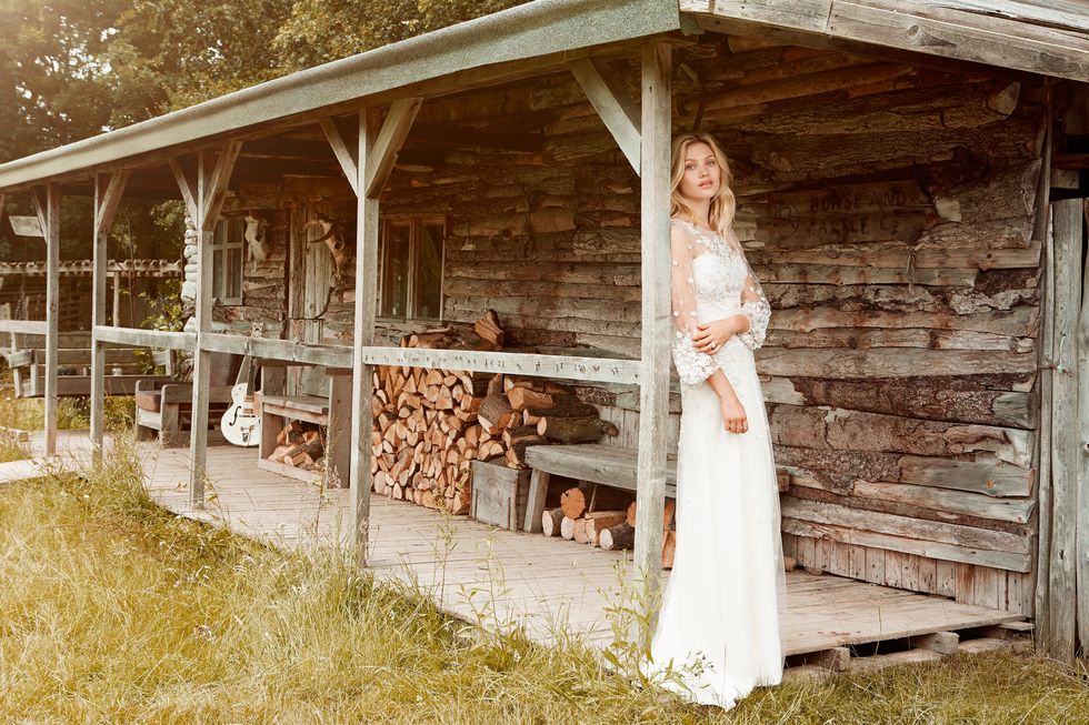 Wood, Brown, Dress, Wedding dress, Gown, Bride, Lumber, One-piece garment, Shade, Bridal clothing, 