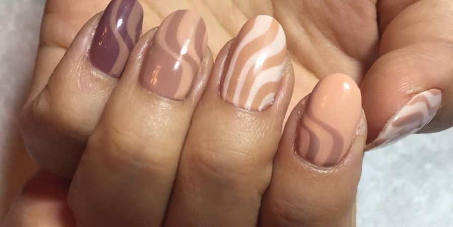 <p>All-nude nail art without looking matchy matchy.</p>

<p><a href=" https://www.instagram.com/p/9654ixk94U/?taken-by=naominailsnyc&amp;hl=en" target="_blank" data-tracking-id="recirc-text-link">@naominailsnyc</a></p>