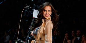 Irina Shayk pregnant on the Victoria's Secret catwalk