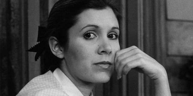Carrie Fisher dies