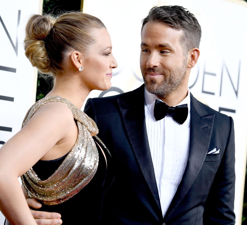 blake lively and ryan reynolds at the golden globes 2017