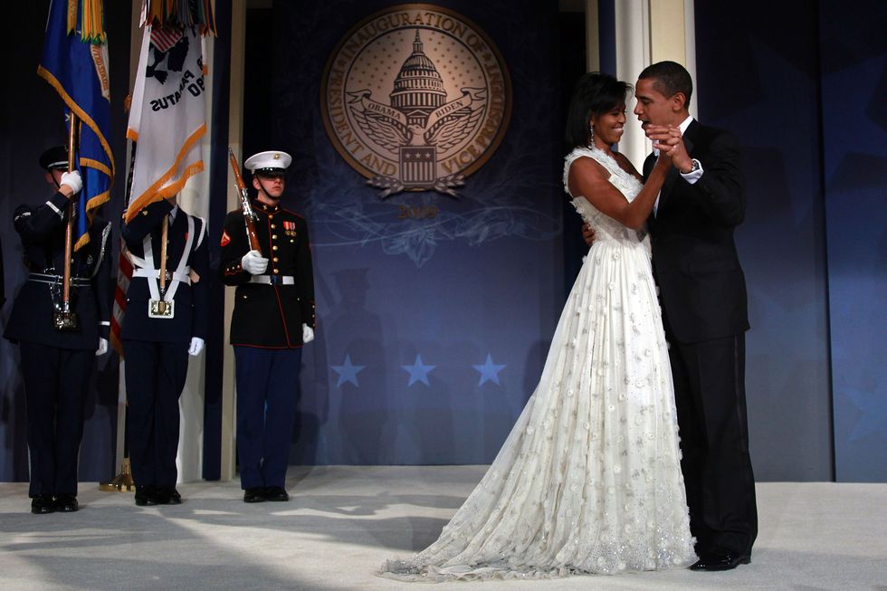 President Obama wishes Michelle Obama Happy Birthday