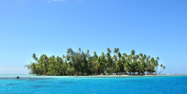 Body of water, Coastal and oceanic landforms, Nature, Blue, Natural landscape, Water, Ocean, Aqua, Summer, Horizon, 