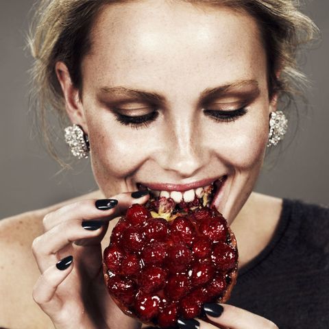 Face, Lip, Pomegranate, Fruit, Food, Head, Mouth, Beauty, Superfood, Accessory fruit, 