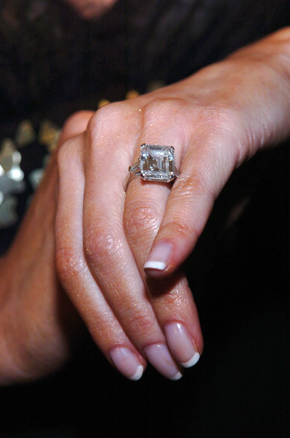 Finger, Jewellery, Skin, Hand, Engagement ring, Pre-engagement ring, Ring, Wedding ring, Nail, Fashion accessory, 
