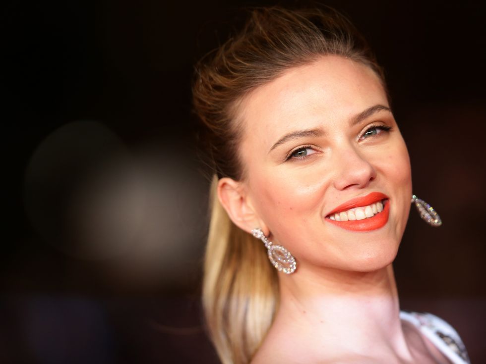 Scarlett Johansson's skincare routine is refreshingly sensible