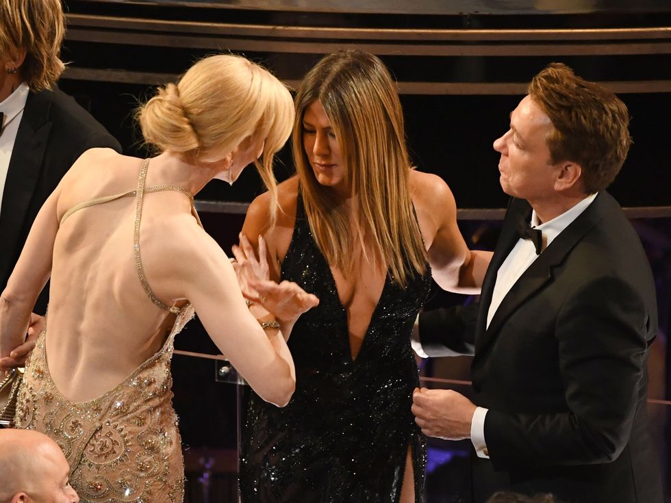 Nicole Kidman and Jennifer Aniston at the Oscars