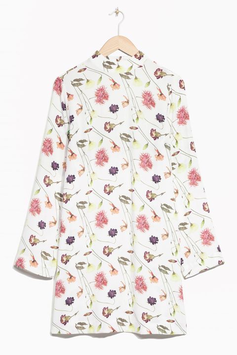 Sleeve, Collar, Pattern, Textile, Pink, Clothes hanger, Baby & toddler clothing, Pattern, Day dress, Button, 