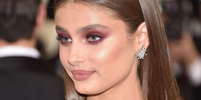 Pink make-up trend 2017 - how to wear pink eyeshadow
