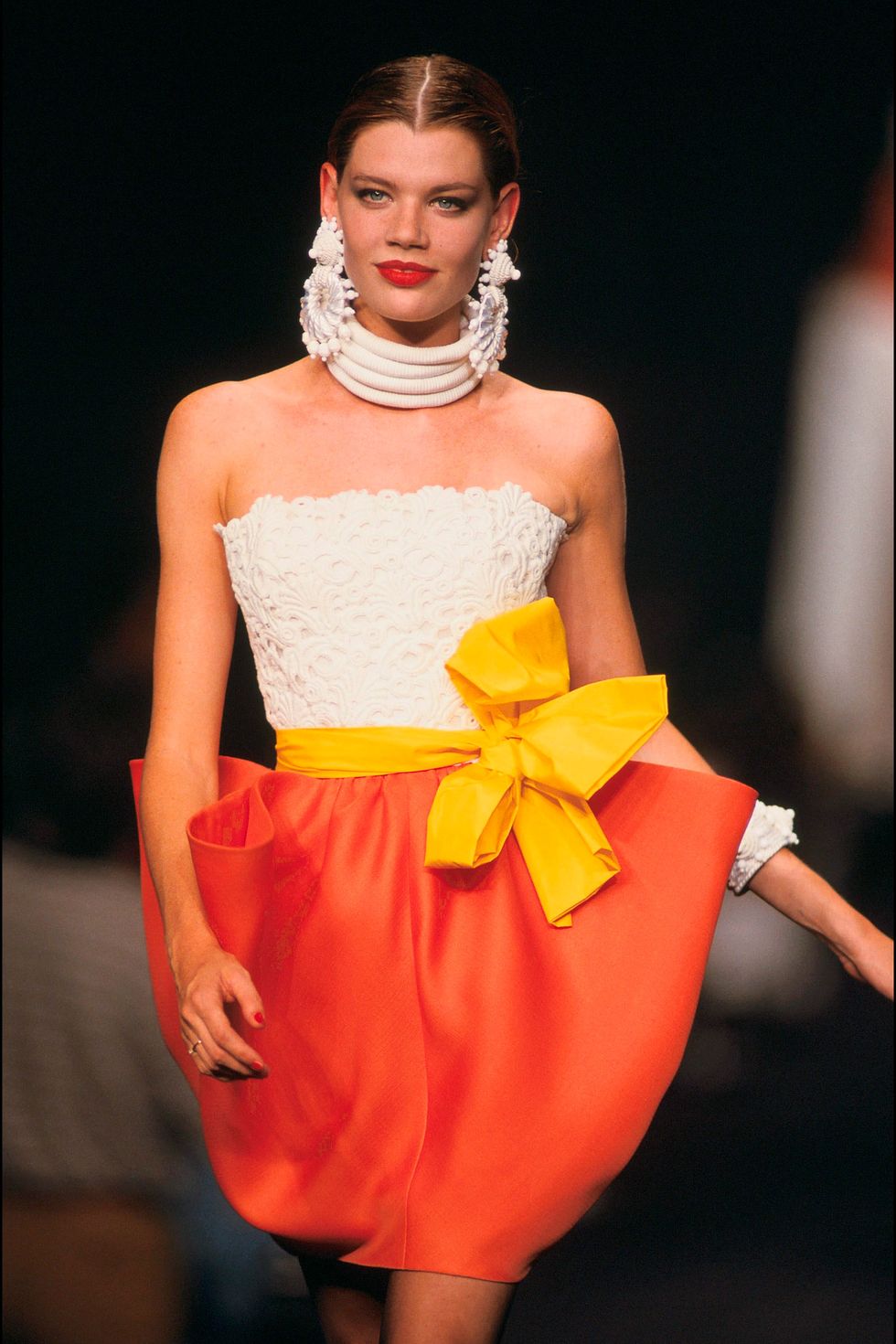 A model on the catwalk in a 1990 Balenciaga show