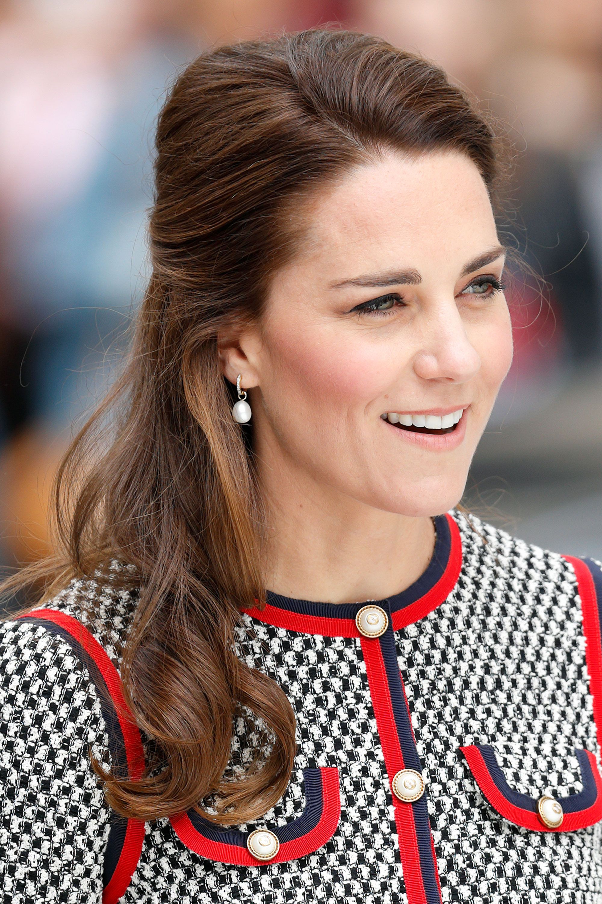 Duchess Of Cambridge Haircut Kate Middleton Shows Off New