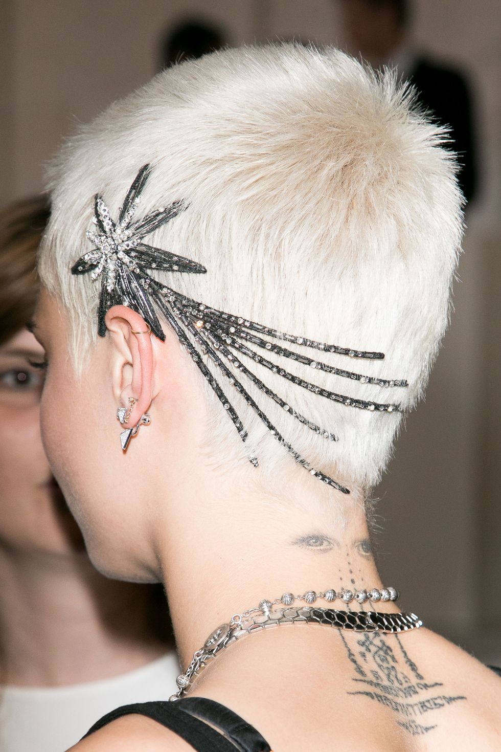 Cara Delevingne's couture hair accessory