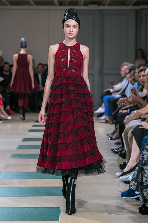 See every single look from Azzedine Alaia's first couture show in 6 years