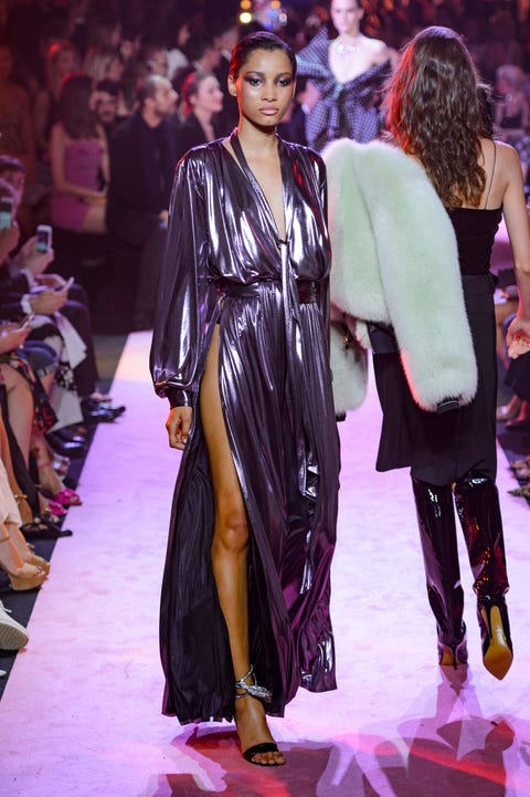 Alexandre Vauthier autumn/winter 2017 couture show - Was this Bella ...