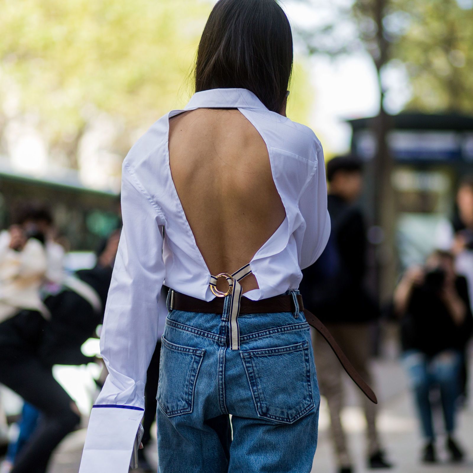 backless tops