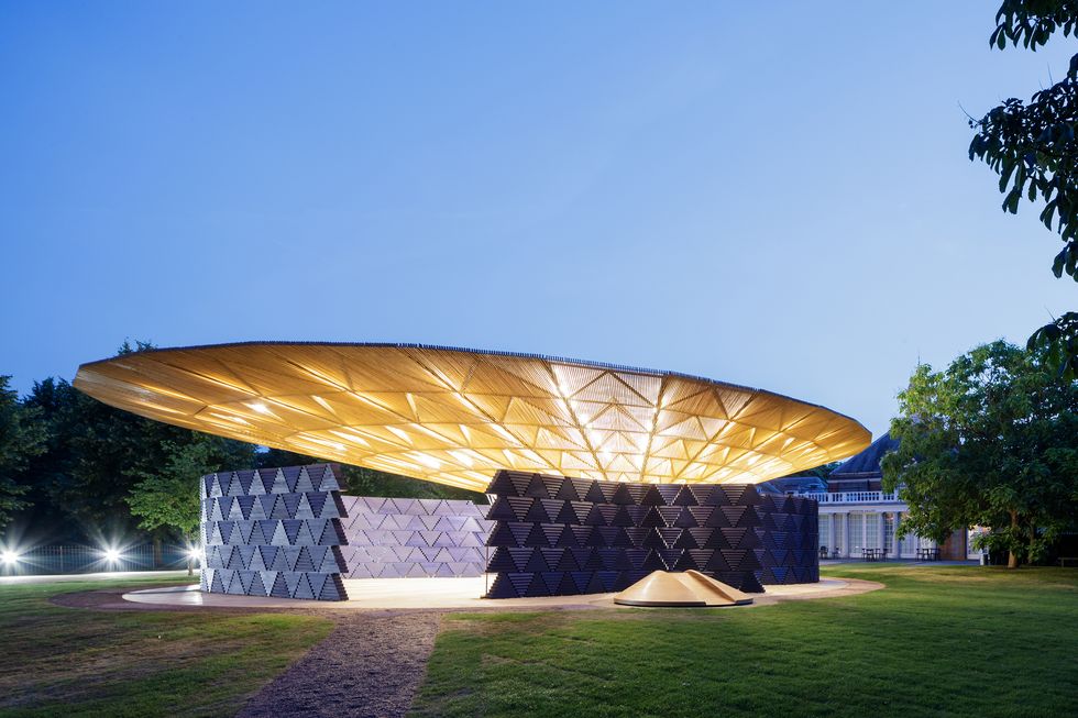 Architecture, Sky, House, Pavilion, Shade, Building, Tree, Leisure, Plant, Performing arts center, 
