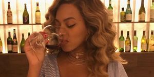 Beyonce drinking during breast feeding