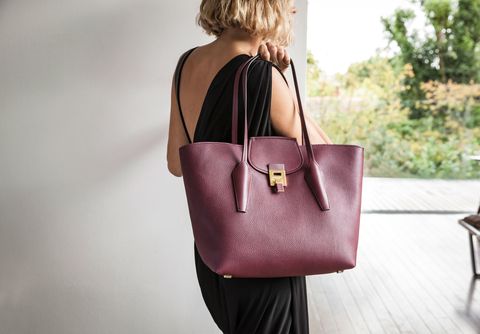 Bag, Handbag, Shoulder, Purple, Violet, Brown, Fashion accessory, Shoulder bag, Joint, Leather, 