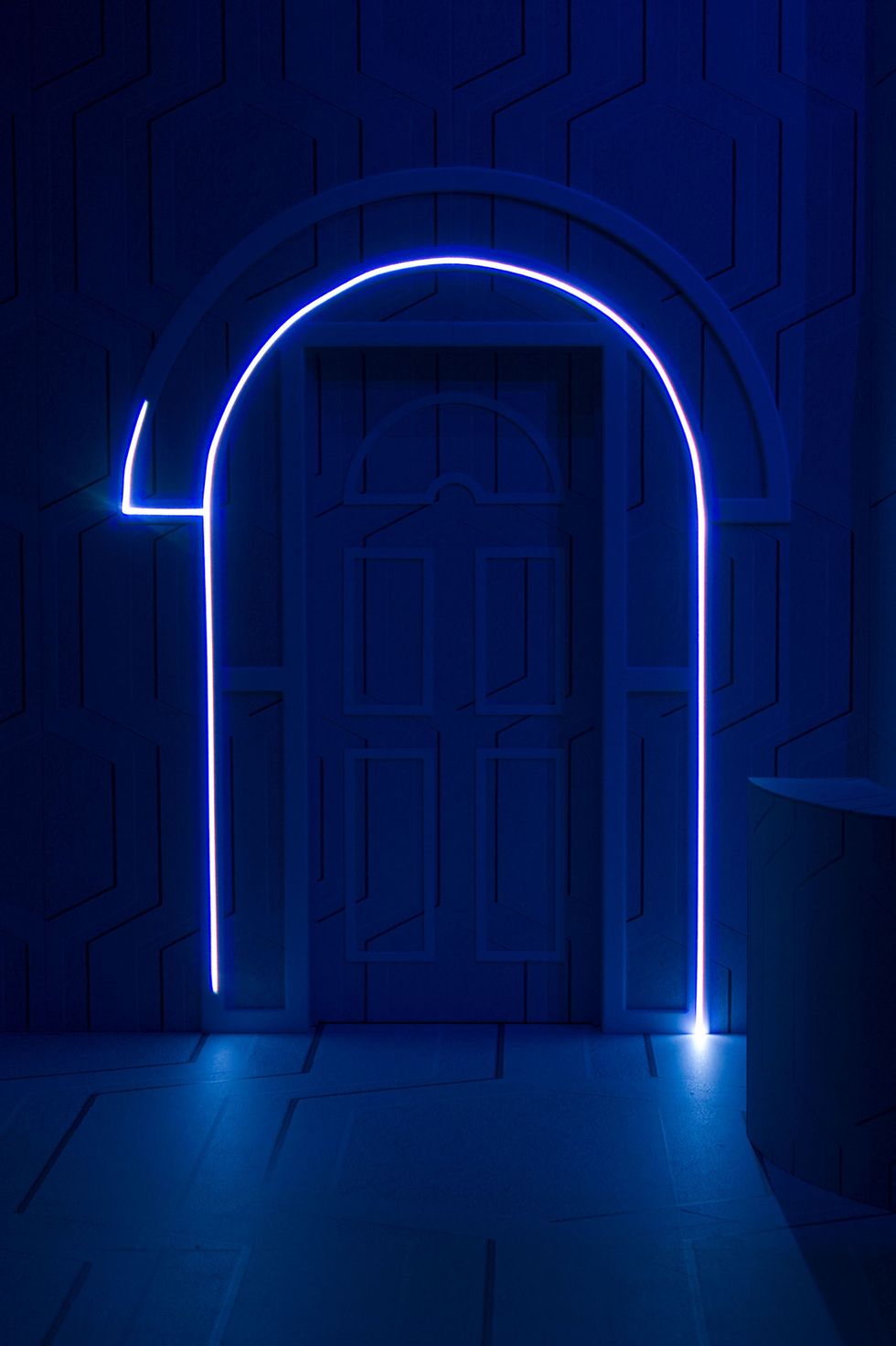 Blue, Light, Neon, Red, Lighting, Architecture, Electric blue, Line, Night, Arch, 