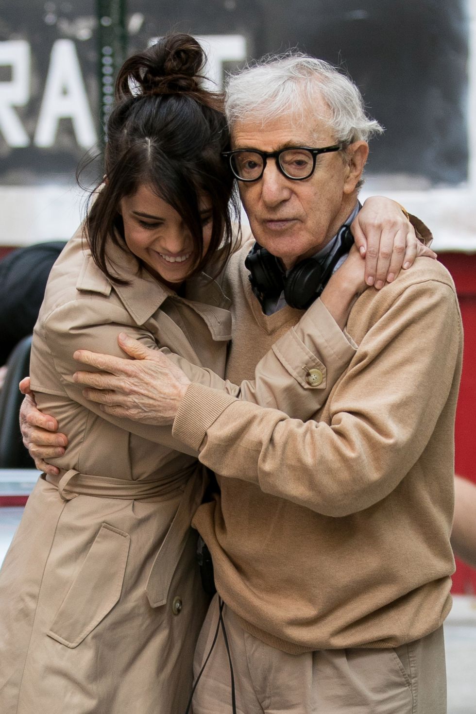 Selena Gomez shooting scenes for Woody Allen movie