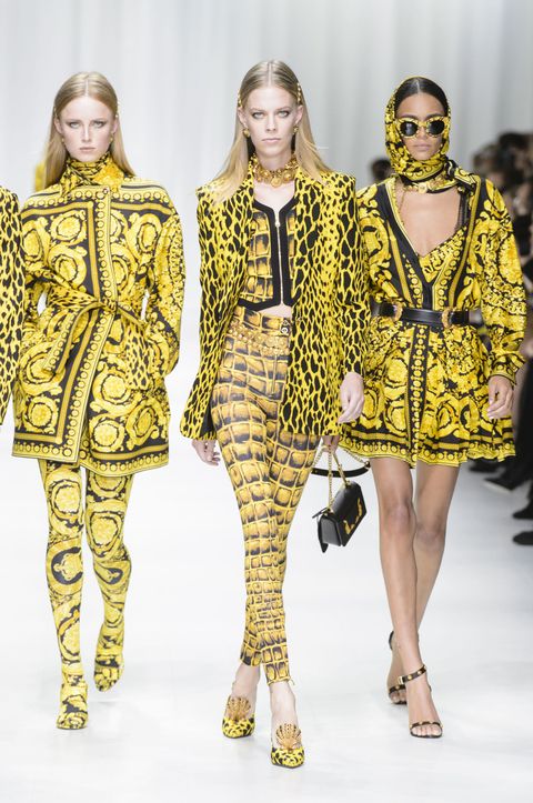 Versace spring summer 2018 show pictures - 20th anniversary of Gianni ...