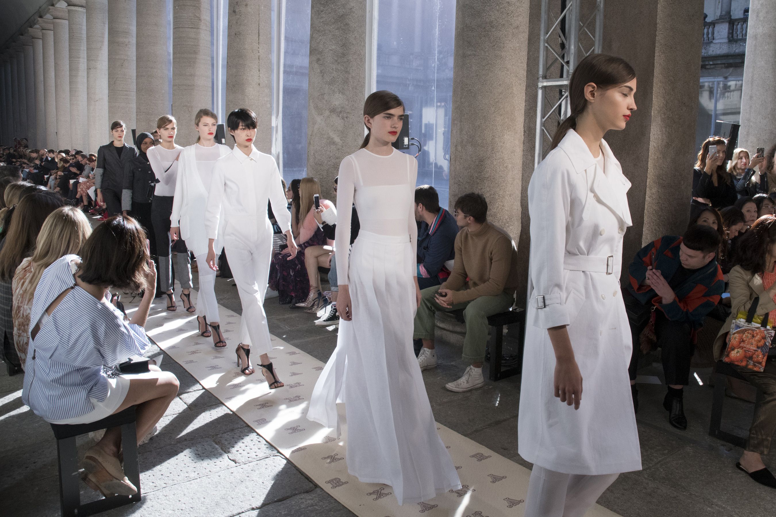 Max mara wedding dresses 2018 pictures Max mara wedding dresses 2018 pictures
