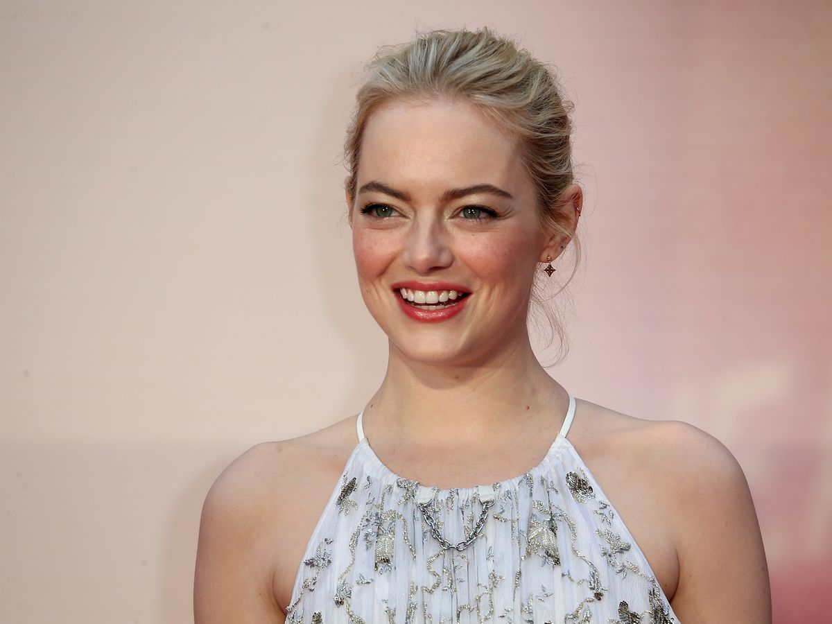 Emma Stone sparks rumours she's secretly married to fiancé Dave McCary