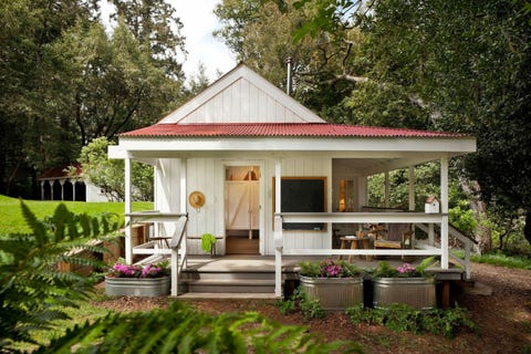 Peek Inside This Cheerful 260-Square-Foot Home