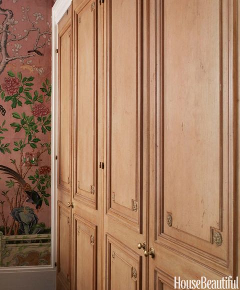 Wood, Brown, Wall, Home door, Wood stain, Door, Fixture, Hardwood, Door handle, Beige, 