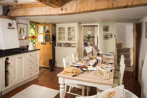 english cottage dining table cottage style image storybook english cottage inside the faerie door in wiltshire english cottage dining table cottage style image storybook english cottage inside the faerie door in wiltshire