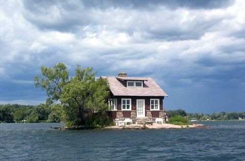 This Tiny Island Is Big Enough For Just One House Just Room Enough Island