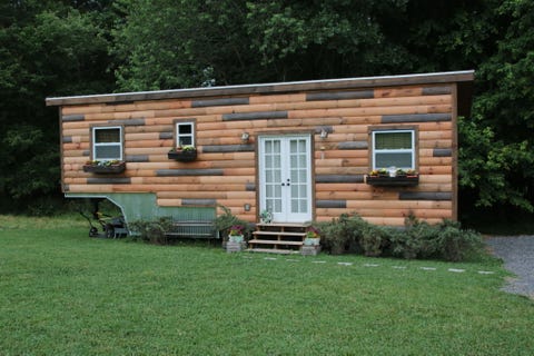 A Tiny House With Plenty of Room for Its Six-Foot Owner