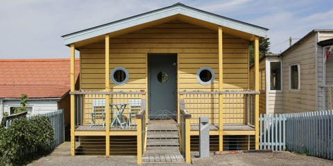 This Yellow Seaside Cabin Is Even More Adorable on the Inside